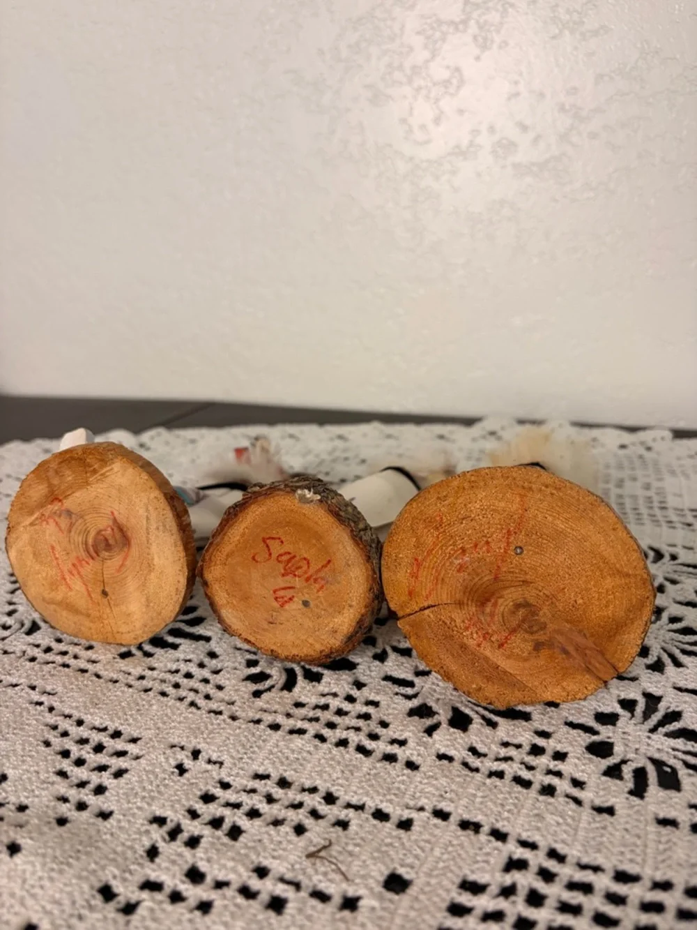 🪶✨ Vintage 3-Piece Hopi Kachina Doll Set – Hand Painted Wood ✨🪶 - Picture 7 of 11